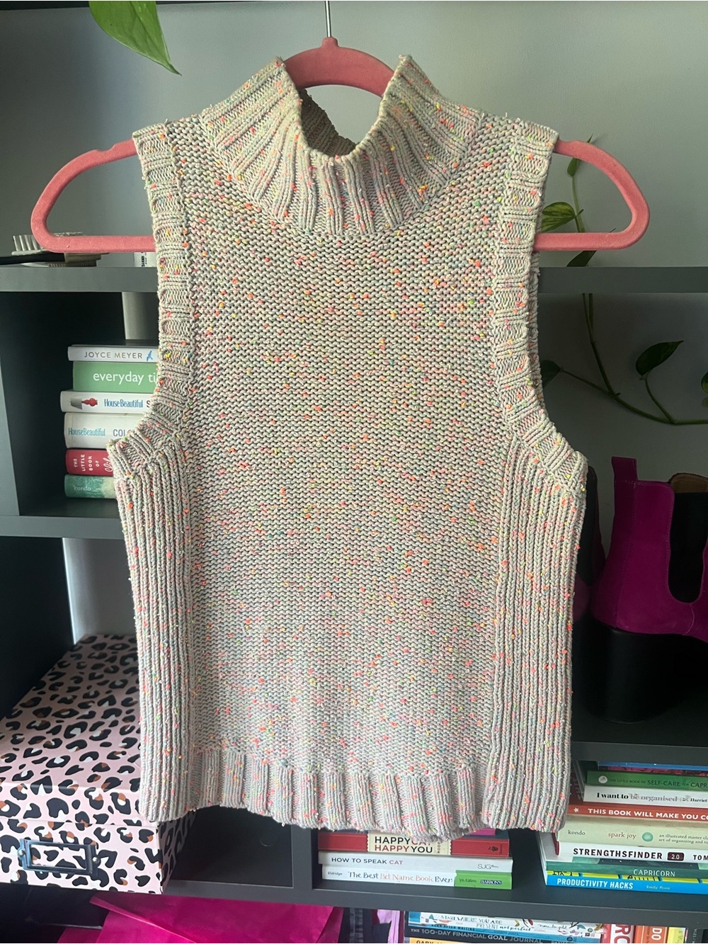Anthropologie Cream Speckled Sleeveless Turtleneck Sweater Vest